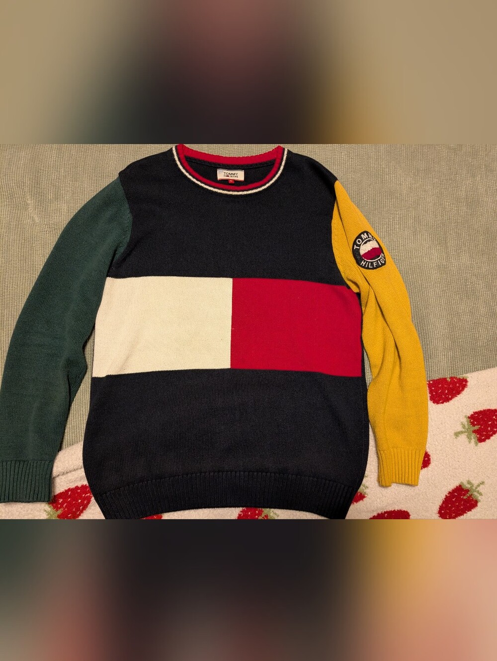 Tommy Hilfiger Men's Colorblock Crewneck Sweater Vintage Navy/Red/White